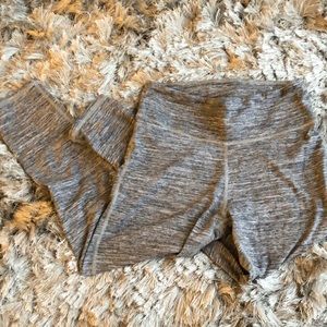 AE grey 3/4 leggings